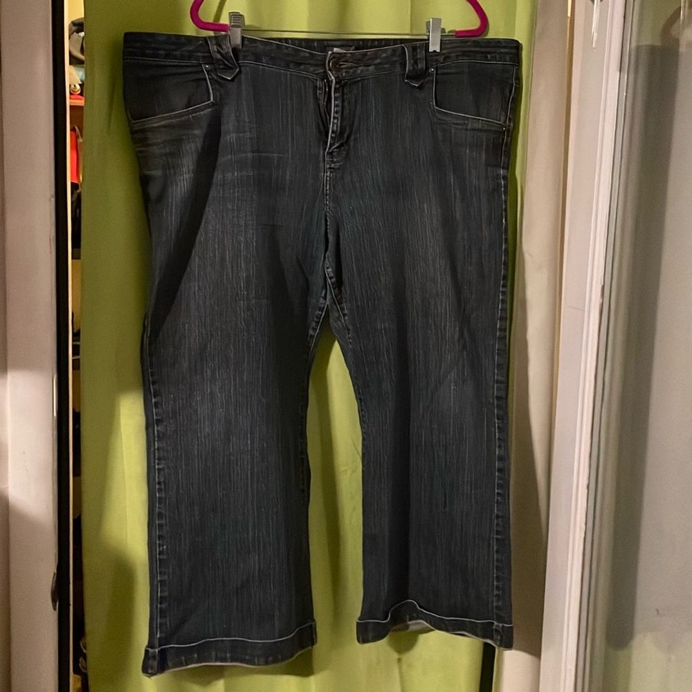 Trouser cut plus size jeans